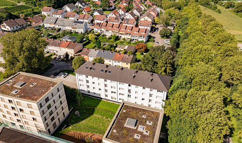 Beautiful 3-room apartment with 2 balconies, located in a quiet area of Müllheim.