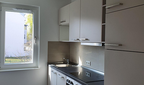 Beautiful, bright 2-room apartment in Berlin Karlshorst.