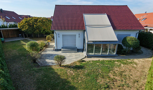 Modern architect-designed house for a large family.