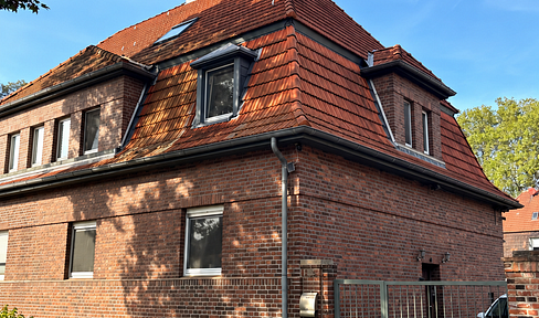 VOM EIGENTÜMER! Charmantes Zweifamilienhaus in Wehofen mit großem Garten, Pool & Whirlpool