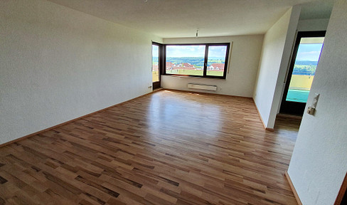Spacious apartment with panoramic views.