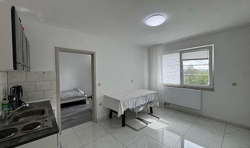 2-room apartment with balcony – suitable for owner-occupiers or as an investment property (yield of 5.9%).