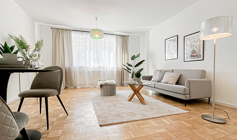 Freshly renovated ground-floor apartment with no agency fees, located near Wilhelmplatz and Schreventeich, and includes a parking space.