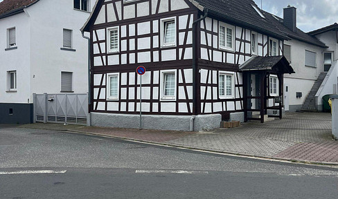 Wohnhaus mit viel Platz in Bruchköbel zu vermieten