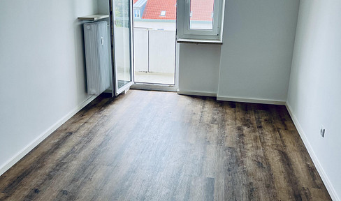 Germering - helle, großzügige 4 Zimmer Wohnung