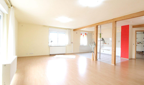 Family happiness meets lasting value – a property with potential – featuring a solar power system.