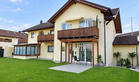 Mehrfamilienhaus in zentraler Lage mit 4 Wohnungen