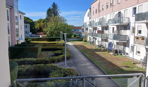 Charmante 2-Zimmer-Wohnung mit Balkon und TG-Stellplatz — Regensburg-Galgenberg