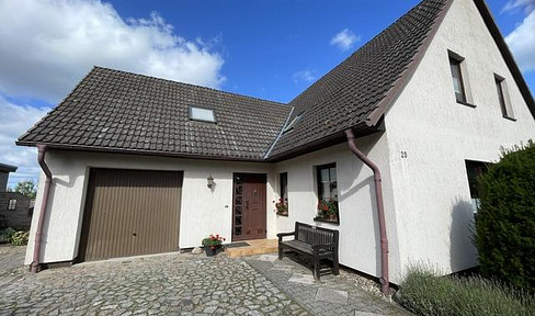 Einfamilienhaus mit Einliegerwohnung in Vorstadtlage im unteren Peenetal mitten in Vorpommern