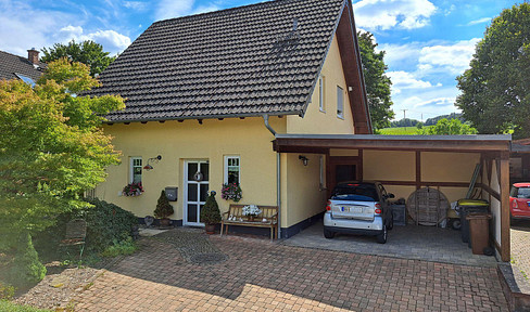 Detached house with a heat pump.