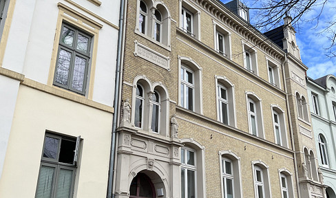 Attractive multi-family house.