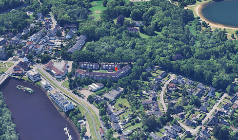 Bright 2-room apartment with balcony, new fitted kitchen, elevator, located near a nature reserve (Lesum), offered privately.