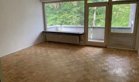 Well-proportioned 1.5-room apartment with a balcony, located in the Fleyer district of Hagen.