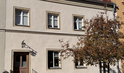 Gemütliche 1,5-Zimmer-Dachgeschosswohnung in Hemau