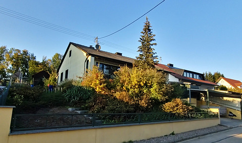 Detached house with an optional recreational plot.