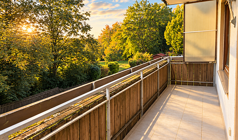 BESTLAGE GWEND! Sonnige 2 Zimmer Wohnung mit Südbalkon und Tiefgaragenbox