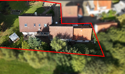 Vielseitiges Wohn- und Gewerbeobjekt mit Hallen & Werkstatt in naturnaher Lage.