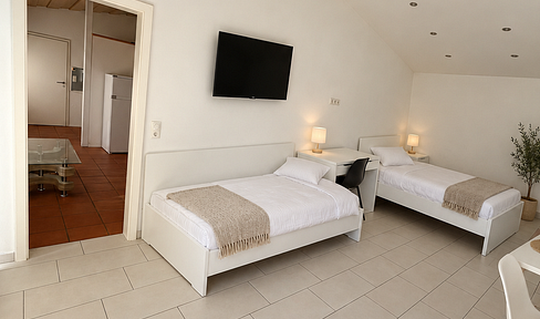Company accommodation in Moosburg – 6 individual apartments available for rent, located in a central area.