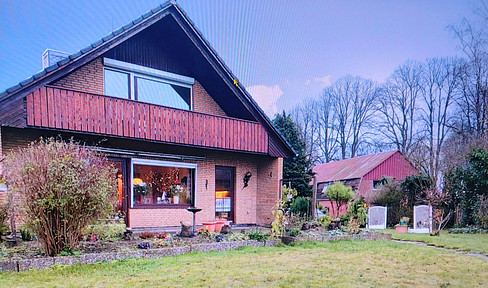 Quietly located detached house with potential.