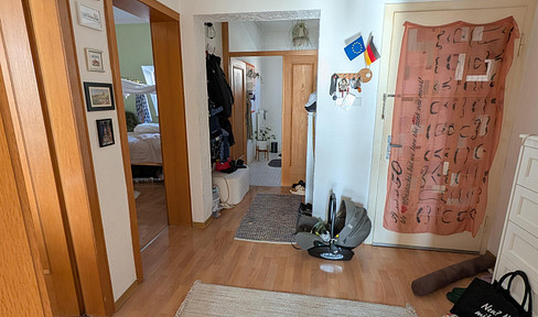 Temporary apartment available from November 1st: Bright 2-room apartment with 83 square meters, located in Osnabrück.