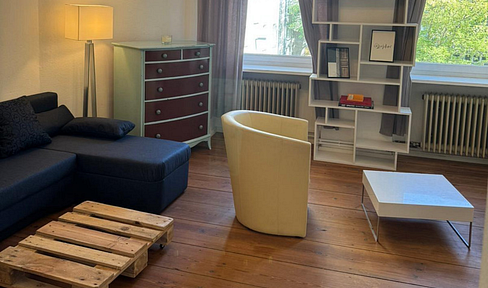 1,5 Zimmer,56qm,möbliert, Gas,Strom inclusive,150m von U Bahn entf. Bergmann Kiez Nähe