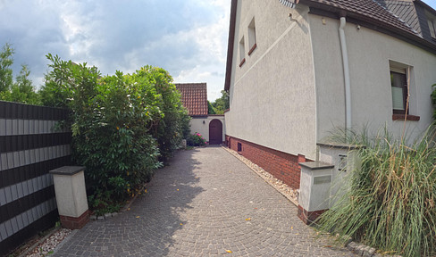 Gepflegte Doppelhaushälfte in Duisburg-Bergheim