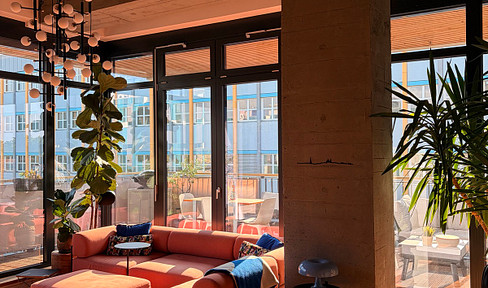 Viel Platz für den Alltag in dieser modernisierten 4-Zimmer-Loftwohnung in Lichtenberg