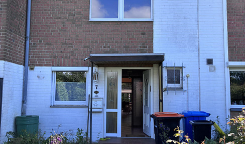 Semi-detached house, 106 square meters, in Henstedt-Ulzburg, fully basemented.