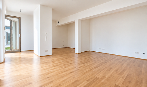 Erstbezug in Prenzlauer Berg: Neuer Einbauküche, Fußbodenheizung, und Separater Schlafbereich