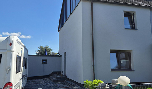Reihenendhaus mit schönem Garten und Garage in Gelsenkirchen-Schaffrath