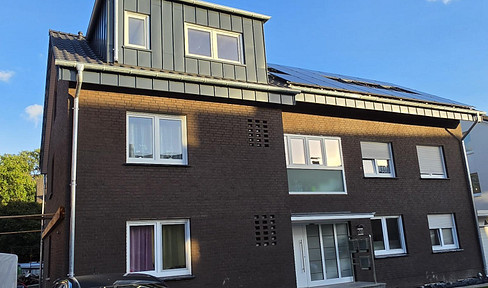 ZWEI EXKLUSIVE DACHGESCHOSSWOHNUNGEN - 2 und 3 Zimmer – KOMPLETT NEU AUSGEBAUT & MODERN AUSGESTATTET