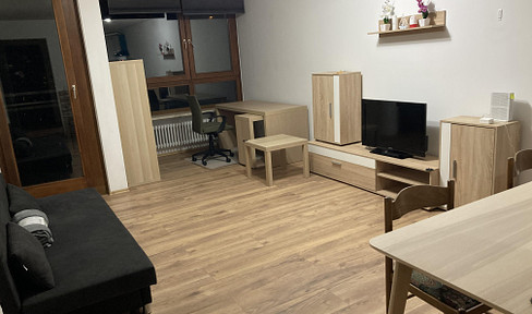 Zentrale, voll möblierte 2-Zi-Wohnung Küche Bad Balkon Internet