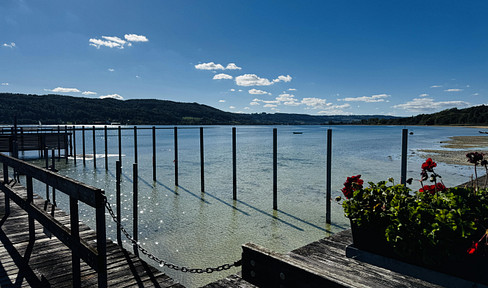 Lake Constance just a stone's throw away, garden at the house, 3-room apartment, stylish and natural.