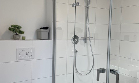 Neubau - helle 1,5Zi Whg, 31qm , EBK, vollmöbliert, Tageslichtbad - ab 12/26 provisionsfrei