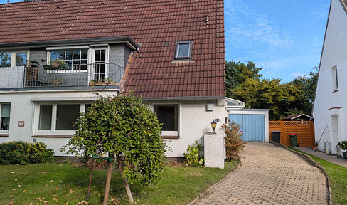 Freie Charmante Doppelhaushälfte mit großem Garten – Ideal für Familien oder Mehrgenerationenwohnen
