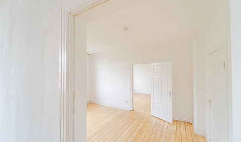 3-Zimmer-Altbauwohnung, 91 m², mit Balkon und Gemeinschaftsgarten