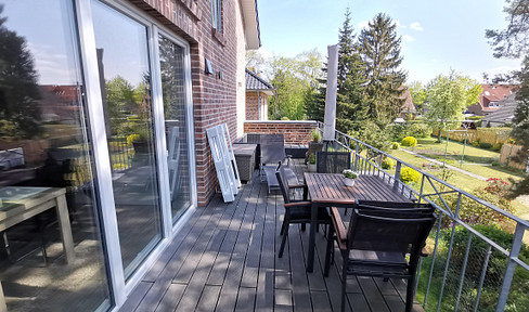 Schöne 3 1/2 Zimmer Dachterrassen-Wohnung in Tornesch