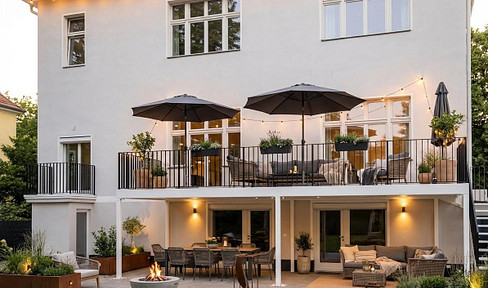 Haus-im-Haus, Top-sanierte EG-Wohnung in schicker Stadtvilla  PROVISIONSFREI!