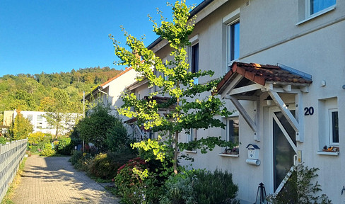 Gepflegtes Reihenmittelhaus in familienfreundlicher Lage