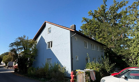 Private sale: 3-family house in Erlangen (Frauenaurach).