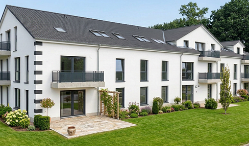 Your quiet apartment with a terrace and garden access to the backyard.