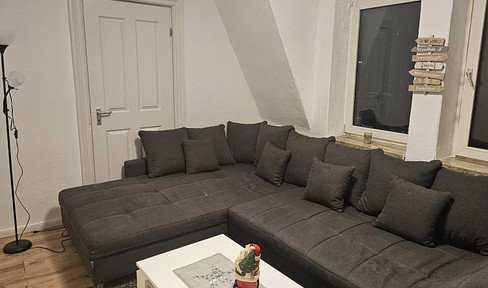 Bright 3-room apartment with fitted kitchen in Bremerhaven.