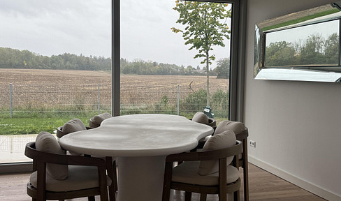 Erstbezug Einfamilienhaus mit unverbautem Blick und möglicher Einliegerwohnung