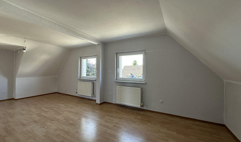 CENTRAL LOCATION! Apartment in a renovated multi-family building.