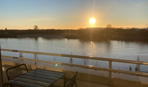 Brand-new luxury penthouse with exclusive features and a stunning view of the Weser River, located in a prime, waterfront location.