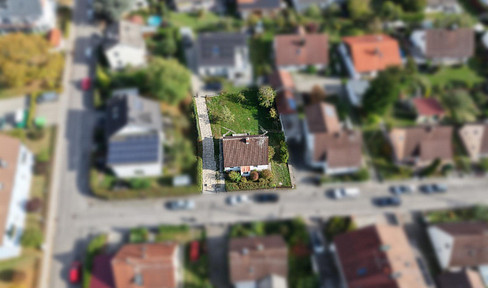 Building plot with building permit, located in a quiet and central area of Fürstenfeldbruck.