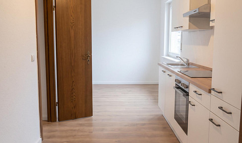 Renovierte 1,5-Zi.-Wohnung mit ca. 24 m² eigener Freifläche – provisionsfrei in Alfter-Witterschlick