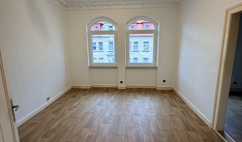 Gepflegte 2 Zimmerwohnung mit Balkon in ruhiger und zentraler Lage