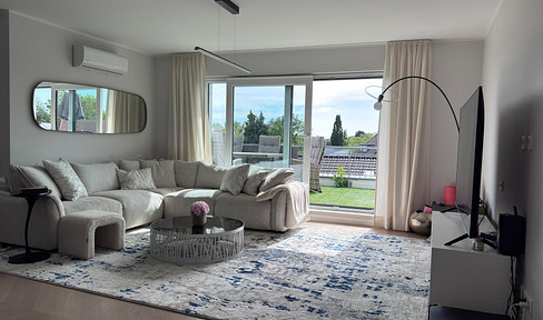 Dream Penthouse in Dortmund-South: Furnished penthouse apartment, 185 m², air conditioning, elevator directly to the apartment.