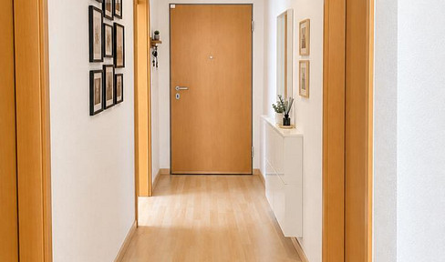 🏡 4-room apartment for rent in Weinstadt-Endersbach!